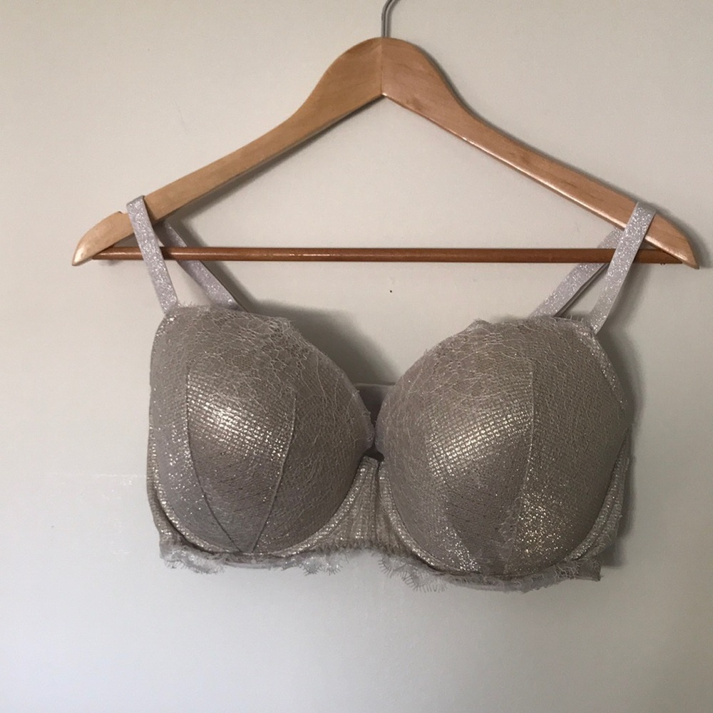 Victoria Secret Bra Size 36DDD